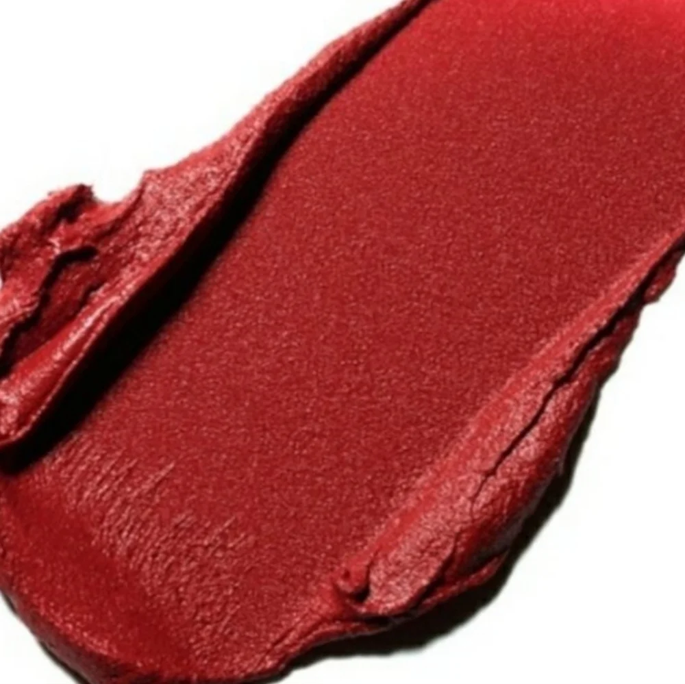 MAC Healthy Wealthy and Thriving Powder Kiss Lipstick